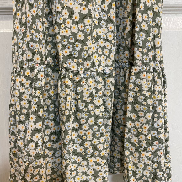 Floral maxi summer dress🥰💐 - Picture 4 of 6